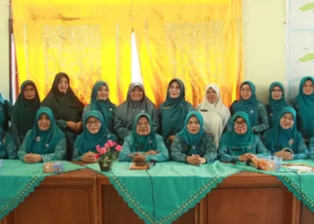 Rapat evaluasi PKK Kota Solok menghadapi lomba PKK tingkat Sumbar tahun 2025.(Ist)