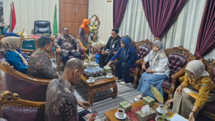 Rakor Kemenag Kota Solok dengan bank penerima setoran biaya penyelenggaraan ibadah haji.(Ist)