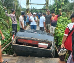 Viral Mobil Nyaris Masuk Sungai Melintasi Jembatan Tanjung Medan Indrapura, Pemkab Pessel Ungkap Hal Ini