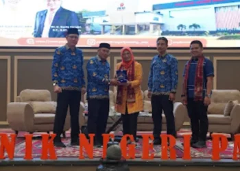 Kuliah Umum di PNP, Ketua Komisi X DPR RI: Generasi Berkarakter Kunci Menuju Indonesia Emas 2045
