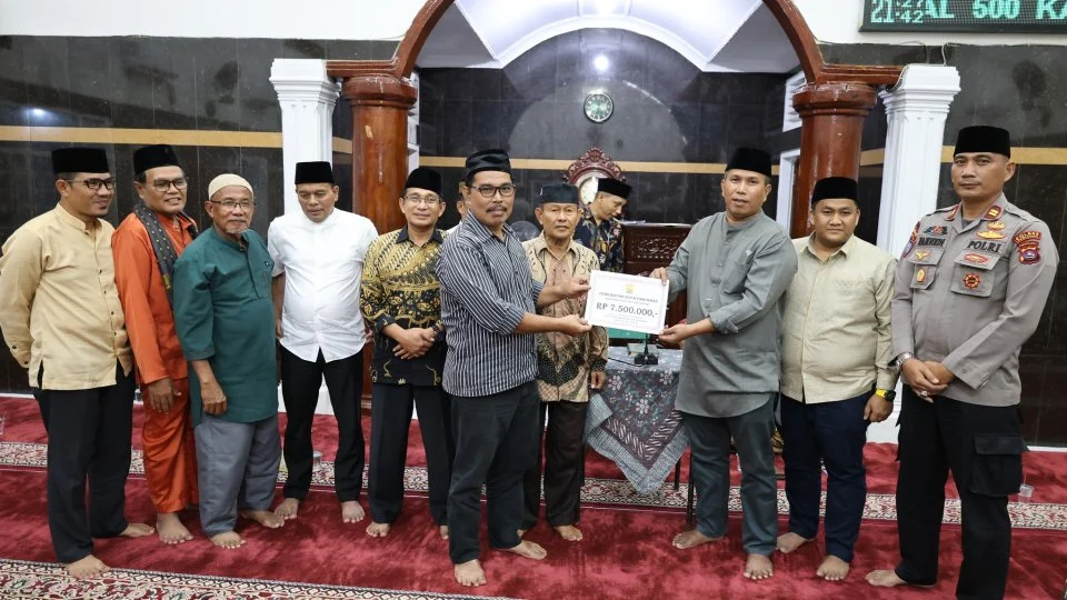 TSR II Kota Pariaman Silaturrahmi di Masjid An Nur Desa AmpaluTSR II Kota Pariaman Silaturrahmi di Masjid An Nur Desa Ampalu