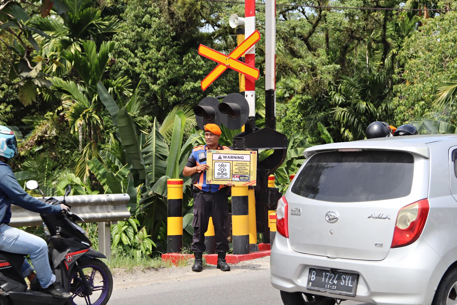 Tingkatkan Keselamatan yang Berkelanjutan, KAI Divre II Sumbar Ajak Pengguna Jalan Tertib dan Disiplin dalam Berlalu Lintas