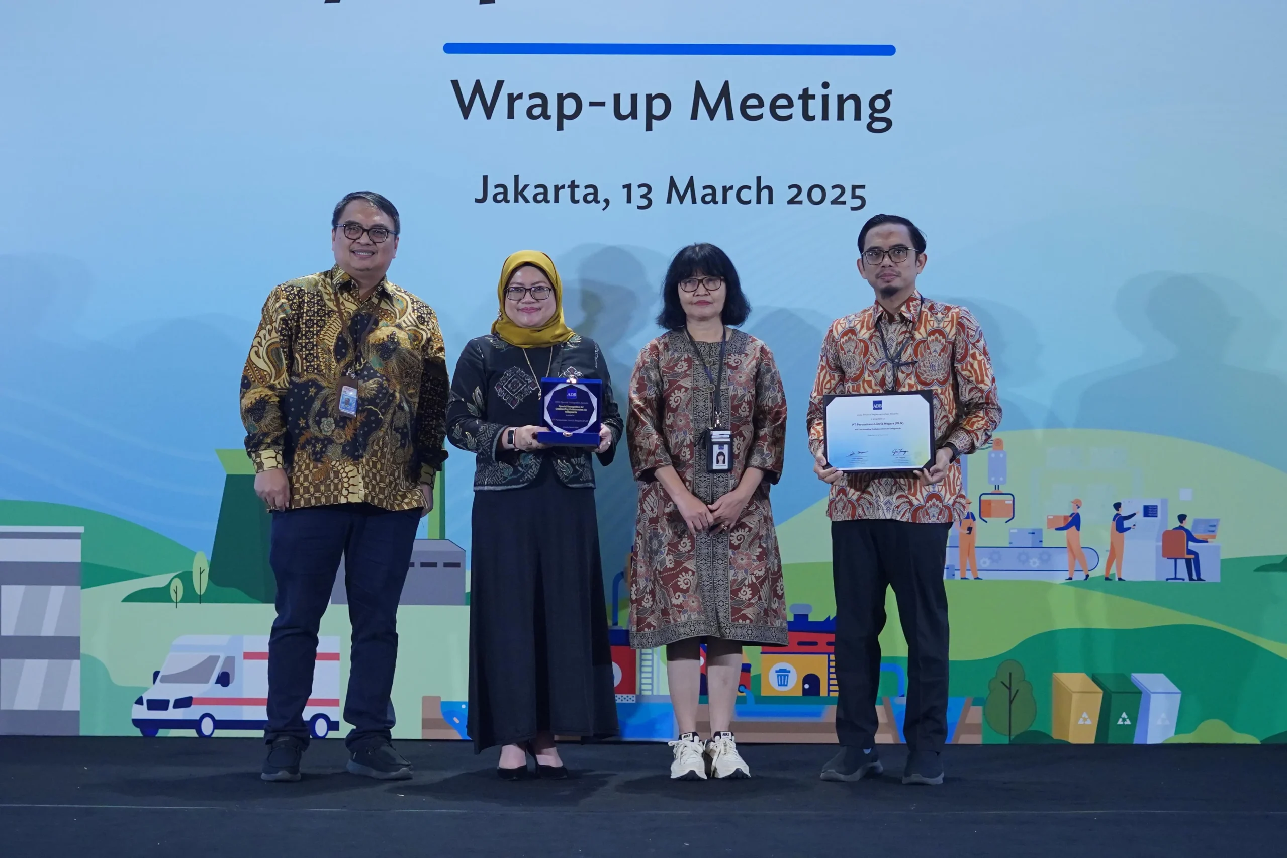 PLN Terima Penghargaan ADB atas Implementasi Safeguards Proyek Ketenagalistrikan di Indonesia