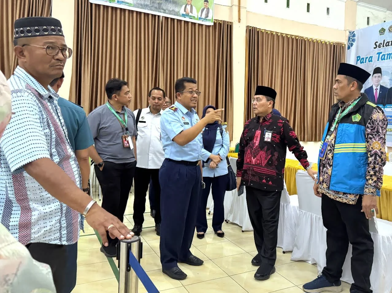Ketua PPIH Embarkasi Padang Minta Petugas Prioritaskan Jamaah Lansia dan Risti
