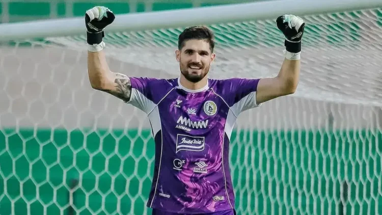 Alan Bernardon, kiper PSS Sleman diprediksi bakal jadi rebutan karena penampilannya musim ini