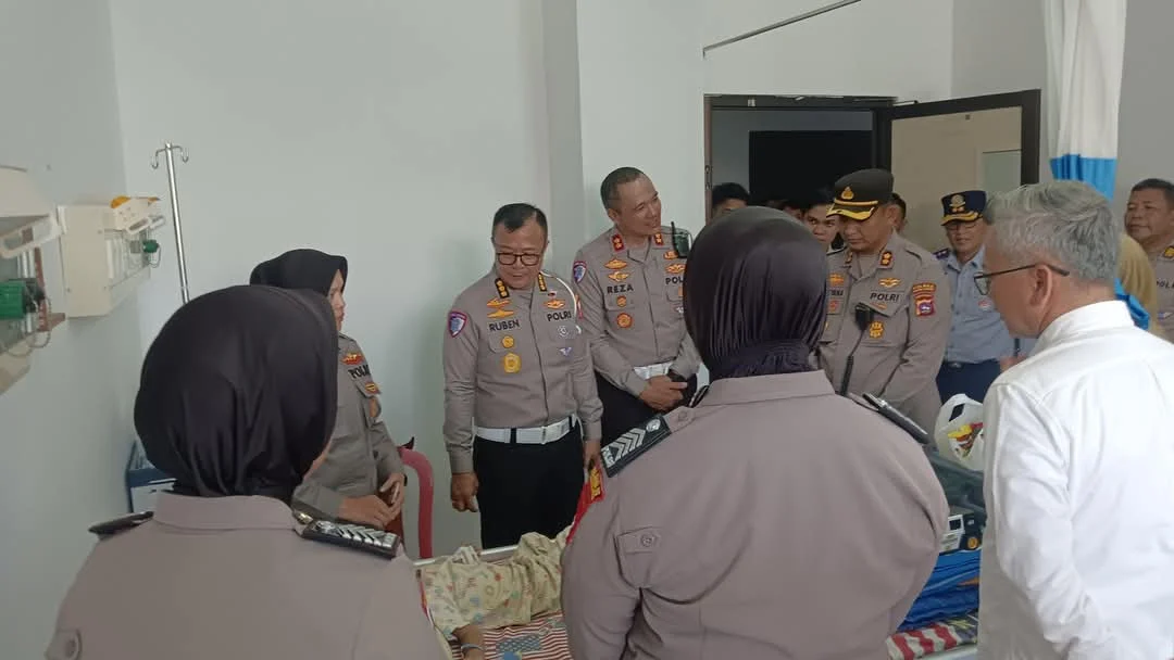 Pasca Kecelakaan Maut ALS di Padang Panjang, Polwan Lajukan Trauma Healing Untuk Korban