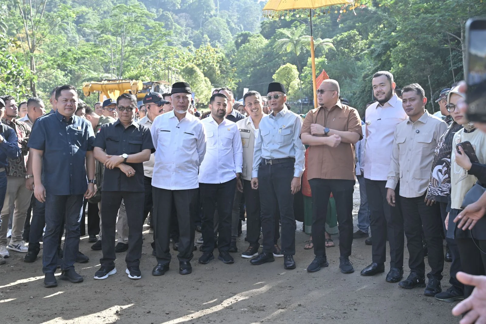 Diresmikan Menteri PU, Doni Demokrat Doakan Pembangunan Fly Over Sitinjau Lawik Segera Selesai