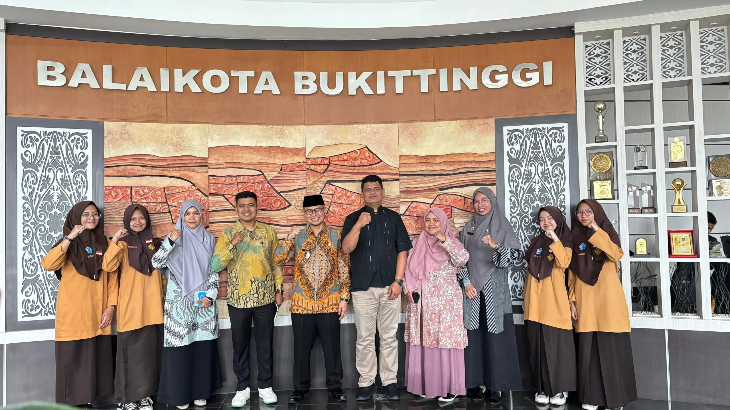 Keren, 4 Siswi SMP 6 Bukittinggi Ikuti Program Pertukaran Budaya ke Jepang