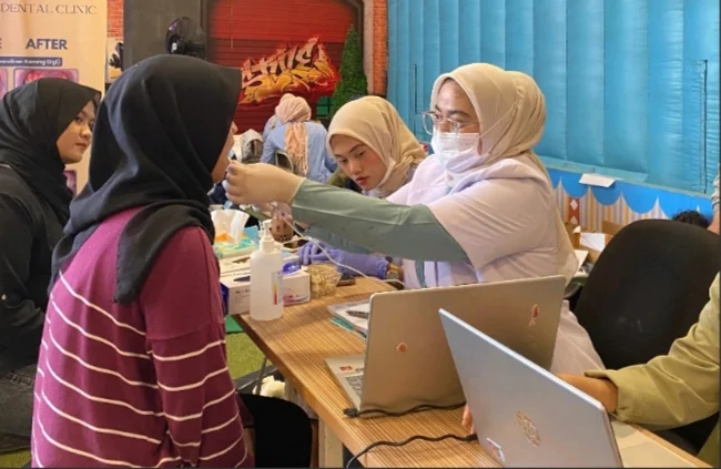 GAIA Dental Clinic Ramaikan Aksi Donor Darah dengan Layanan Gigi Gratis