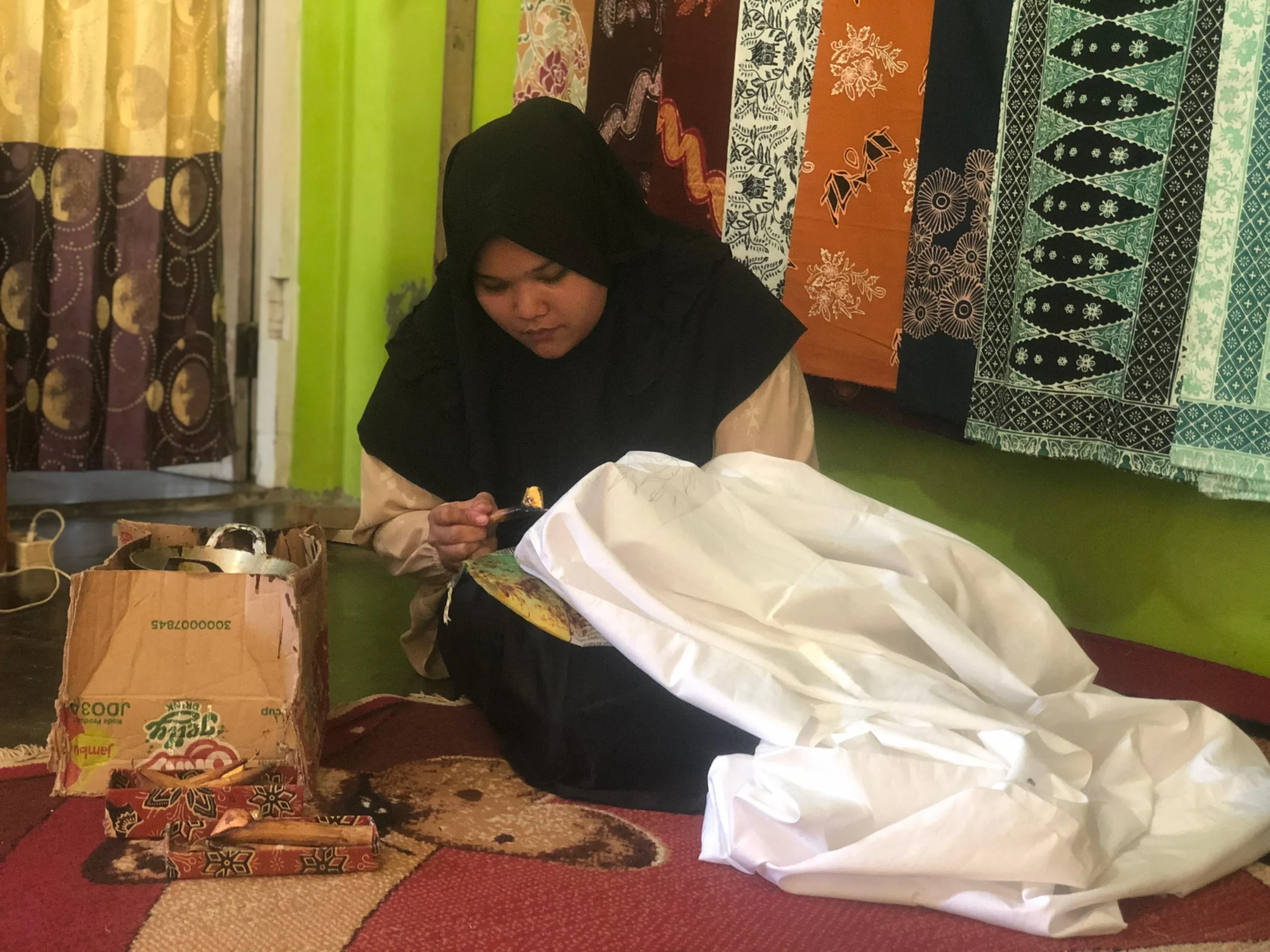 Kisah Minangkabau dalam Canting: Shanumesty Bawa Detail Lokal ke Panggung Nasional