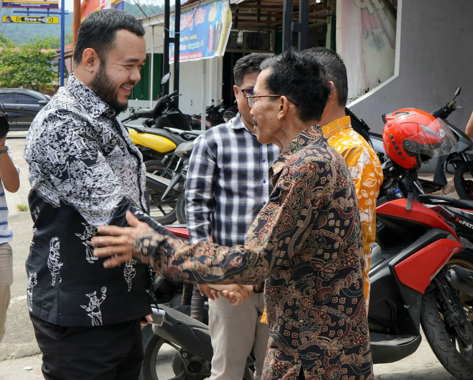 Wako Padang Tekankan Pentingnya Pemilahan Sampah dan Komitmen Nol Kawasan Kumuh