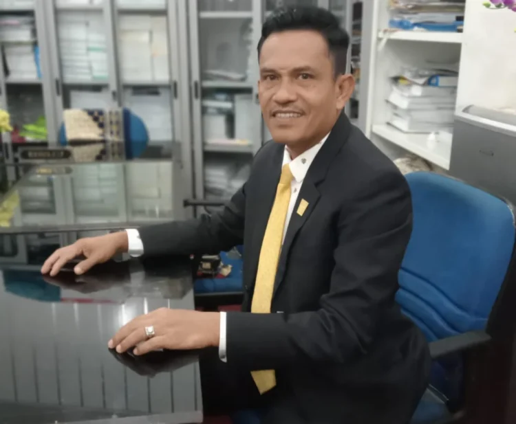 Ketua Komisi III DPRD Padang, Helmi Moesim