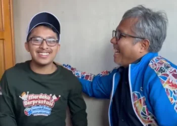 Pertemuan pelajar SMA 1 Bukittinggi, Nauli Al Ghifari dengan Rektor ITB, Prof Tata