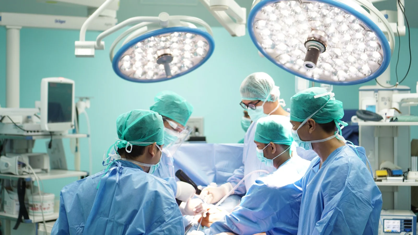 Yuk Intip Layanan Kamar Operasi Semen Padang Hospital