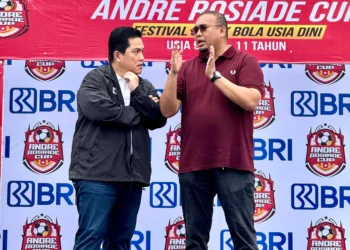 Erick Thohir Puji Andre Rosiade Tokoh Sepakbola yang Peduli Pembinaan Usia Muda