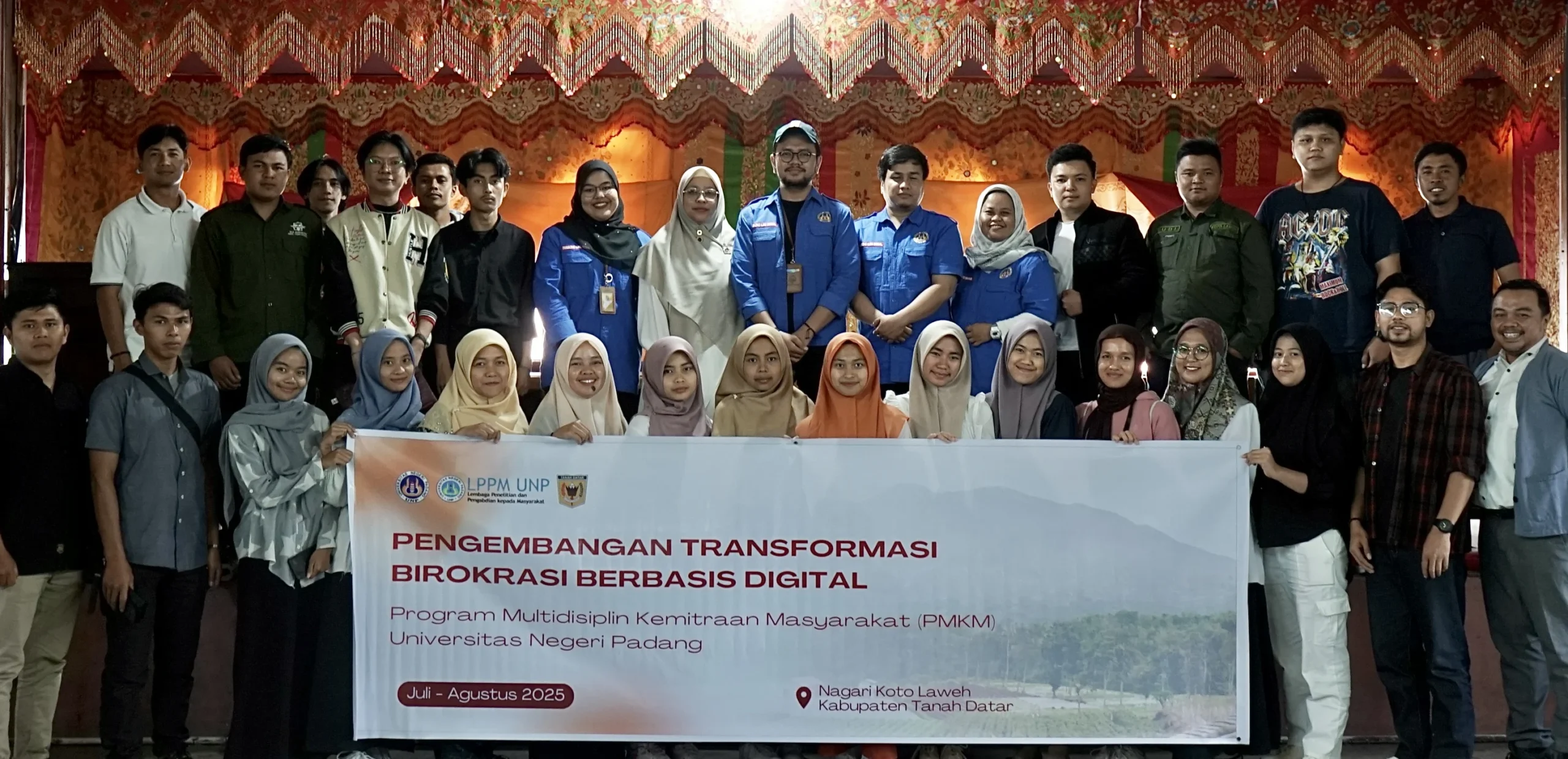 Dosen Sosiologi UNP Sosialisasi Pengembangan Website sebagai Sarana Birokrasi di Koto Laweh Tanah Datar