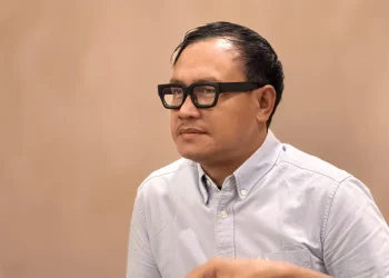 Bupati Mentawai, Rinto Wardana Samaloisa