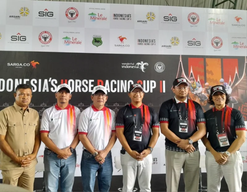 Puluhan Ribu Orang Saksikan Lomba Pacu Kuda di Payakumbuh, Wako Puji SARGA.CO