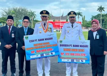 Penyerahan Deviden dari Bank