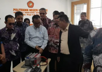 Mendiktisaintek Resmikan Laboratorium Teknologi Terpadu PNP, Simbol Transformasi Vokasi di Sumbar