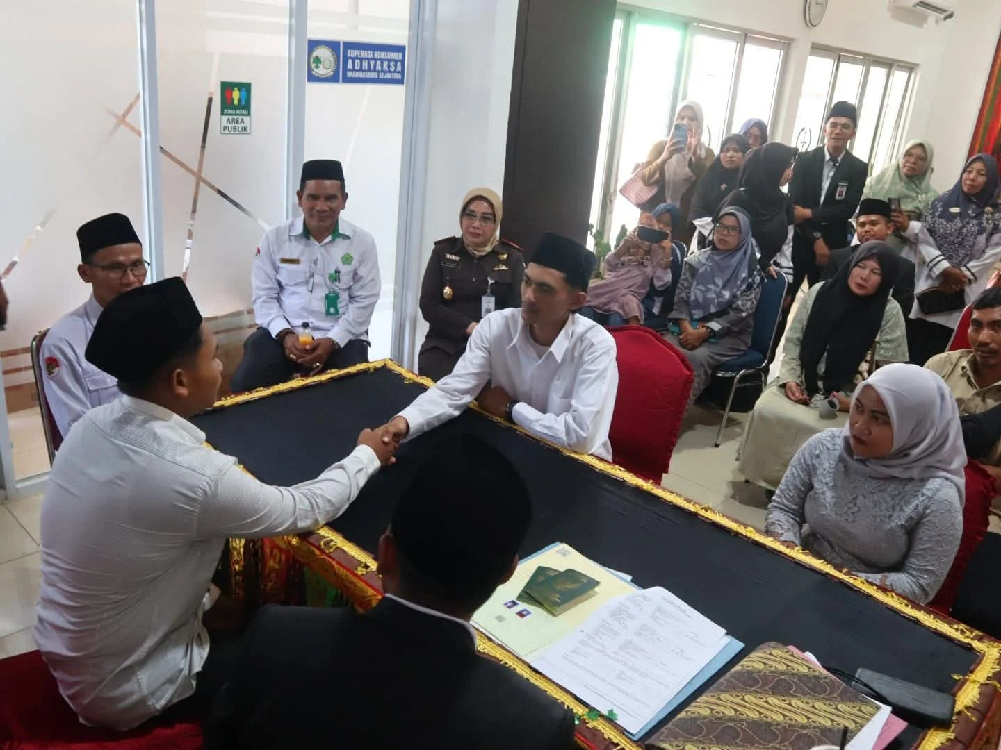 Biasanya Nikah di KUA, Kini di Kejaksaan, Kok Bisa? 