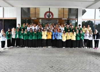 30 Lulusan Perguruan Tinggi Ikuti Program Magang Hub Kemnaker di PT Semen Padang