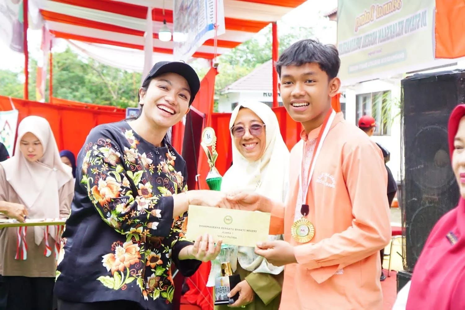 Dharmasraya Bersatu Bhakti Negeri Ditutup, Sukses Tinggalkan Kesan Mendalam bagi Masyarakat