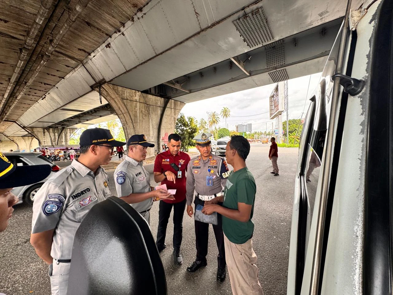 Jasa Raharja Sumbar Ikuti Operasi Gabungan di Fly Over BIM Padang Pariaman