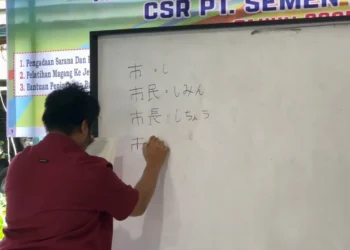 Berdayakan Generasi Muda, PT Semen Padang Gelar Pelatihan Bahasa dan Budaya Jepang di Koto Lua