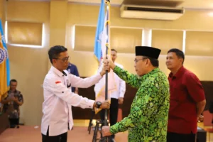 Wawako Maigus Nasir Lantik Pengurus LPM Surau Gadang, Dorong Hadirkan Program Inovatif untuk Kesejahteraan Warga