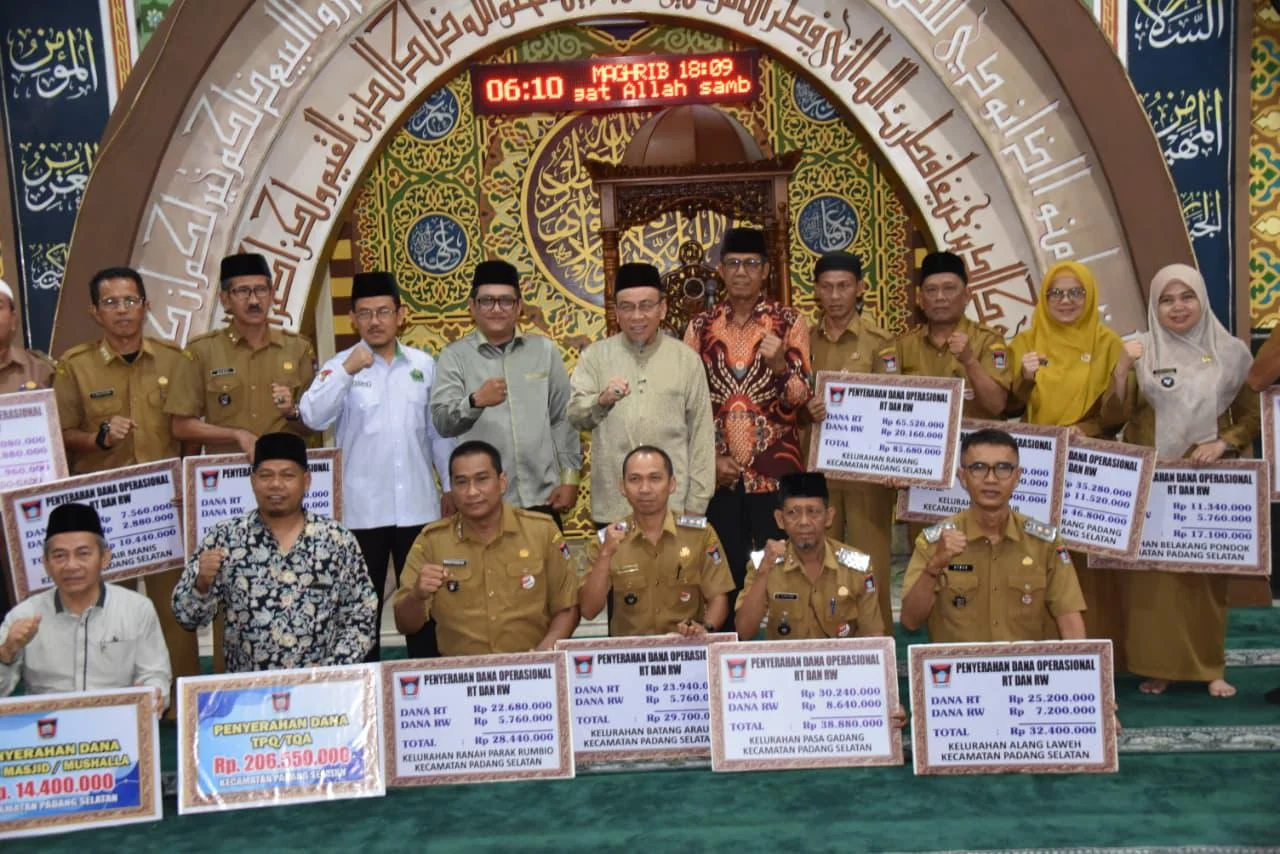 Pemko Padang Tuntaskan Penyaluran Dana Operasional Triwulan III ke 11 Kecamatan