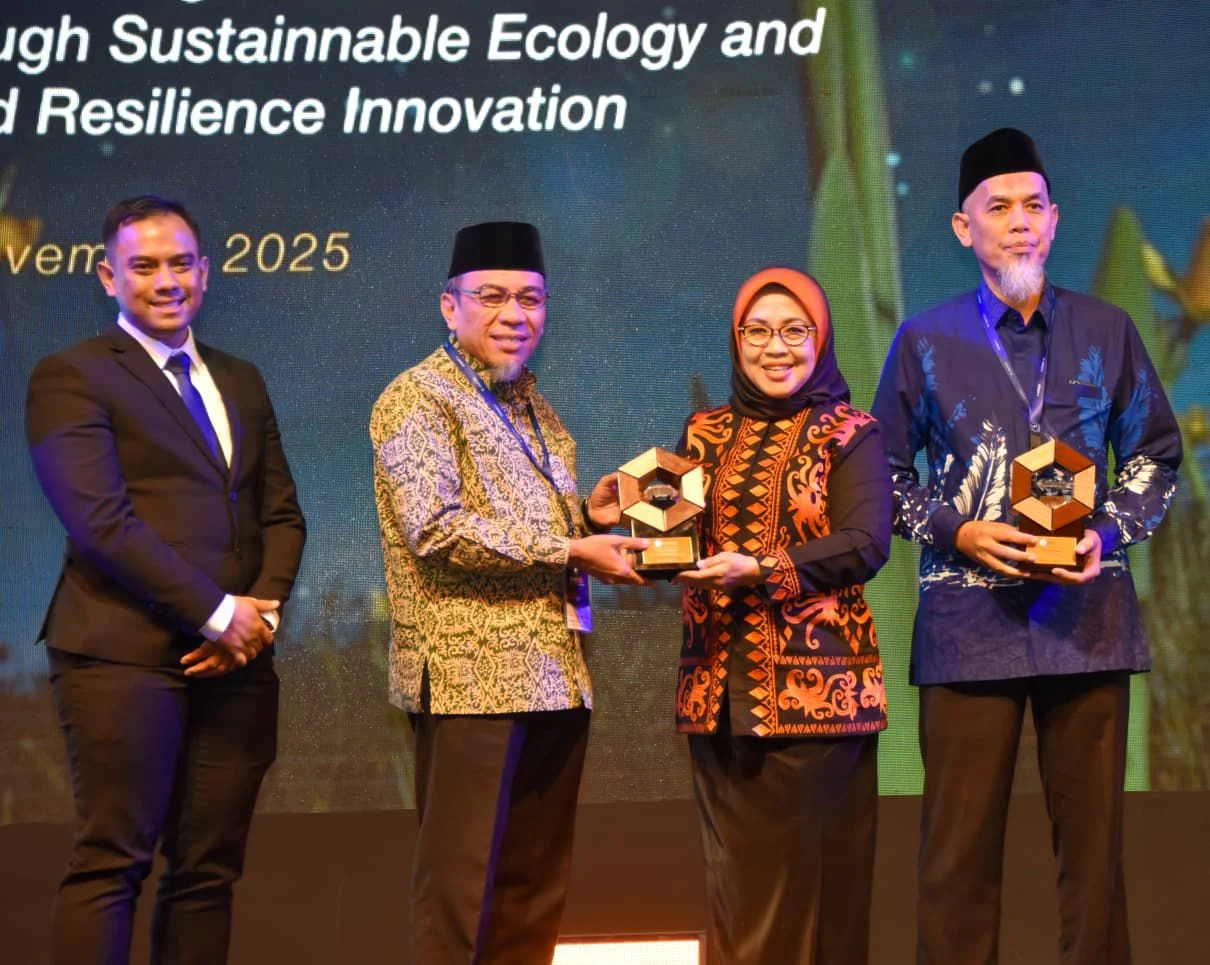 Program Smart Surau Antar Padang Raih Special Award di Indonesia Smart Nation Awards 2025