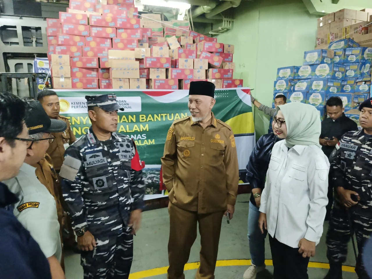 Gubernur Sumbar Terima 250 Ton Bantuan Logistik dari Kementerian Pertanian