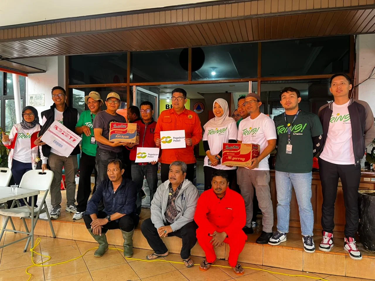 Pegadaian Bergerak Cepat Salurkan Bantuan untuk Korban Banjir Sumbar