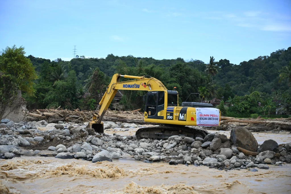 Respons Cepat dan Bantuan Menyeluruh, PT Semen Padang Diapresiasi atas Penanganan Pascabencana Banjir Bandang di Pauh