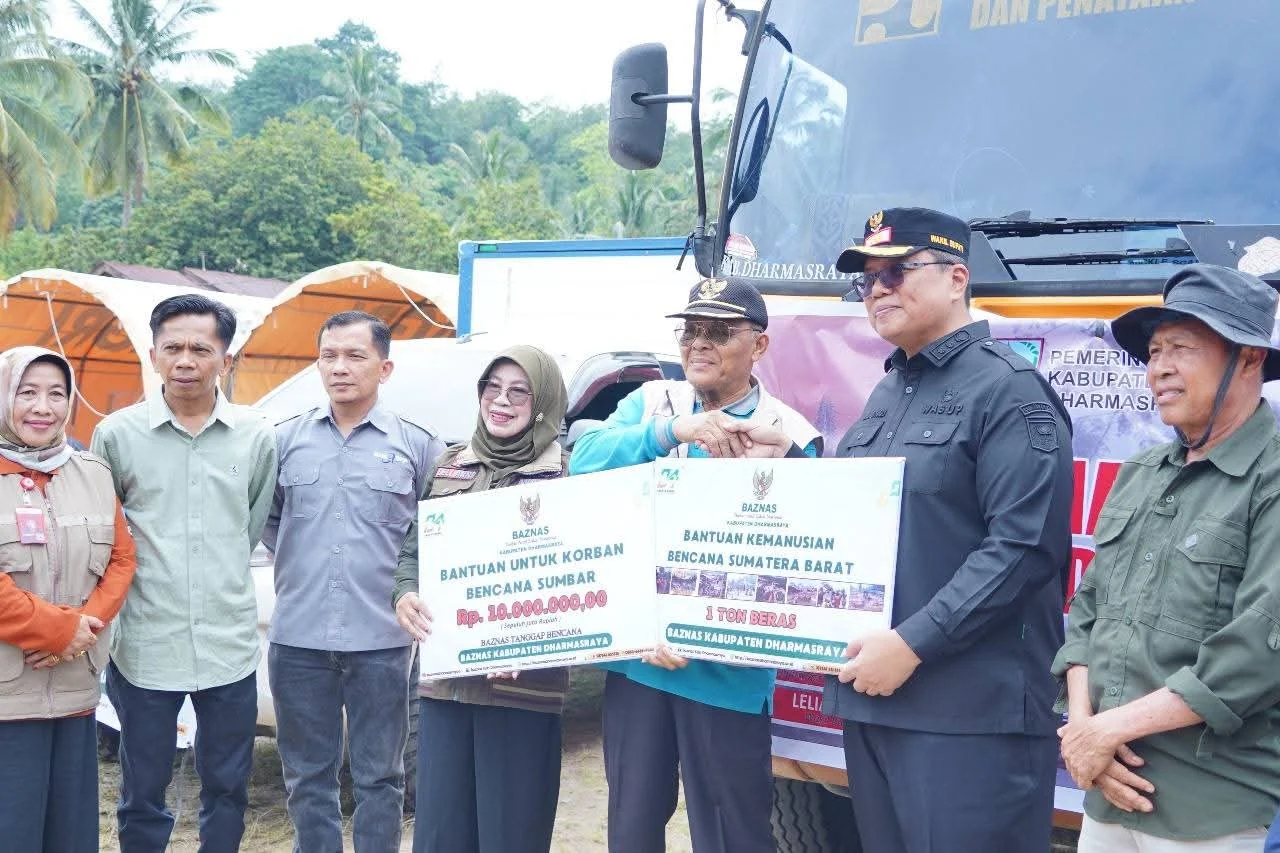 Solidaritas Sumbar: Dharmasraya Peduli Salurkan Bantuan 2,5 Ton Beras dan Rp100 juta ke Tanah Datar