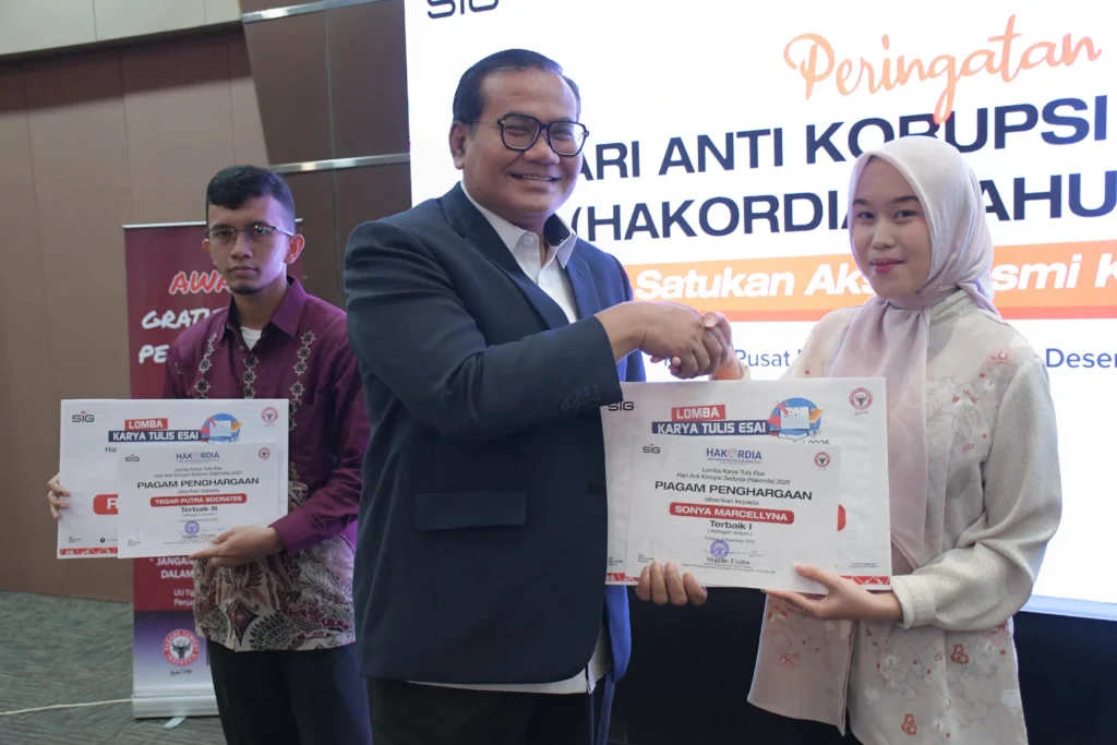 Satukan Aksi Basmi Korupsi: Semen Padang Umumkan Juara Lomba Esai di Puncak HAKORDIA 2025