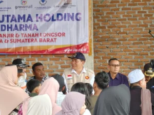 Legislator Bambang Haryo Soekartono Kuatkan Korban Bencana di Sumbar
