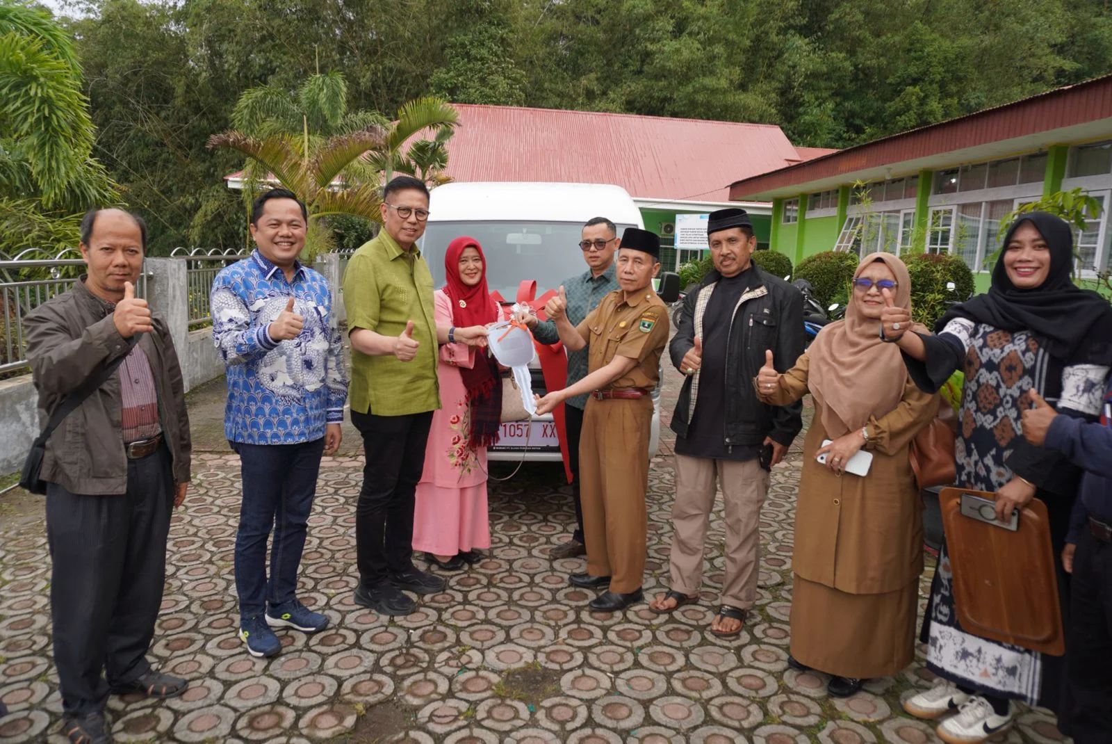 Mulyadi Alokasikan 20 Persen Dana Pokir untuk Pendidikan di Sumbar