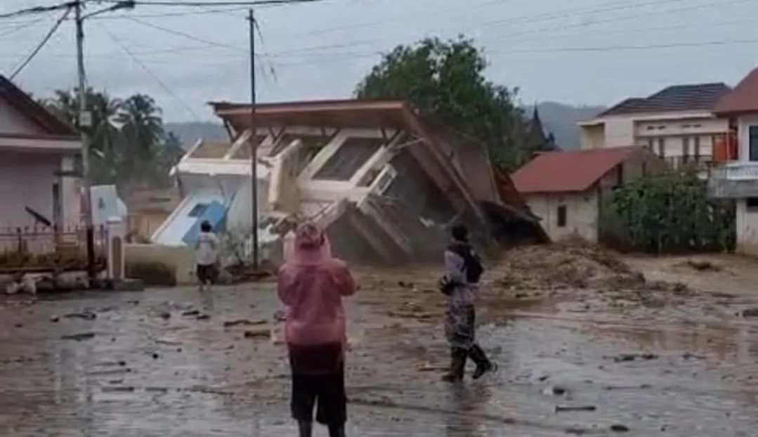 Ratusan Rumah Hanyut dan Rusak di Kabupaten Solok, Pemerintah Daerah Targetkan Pembangunan Huntap Awal Tahun 2026