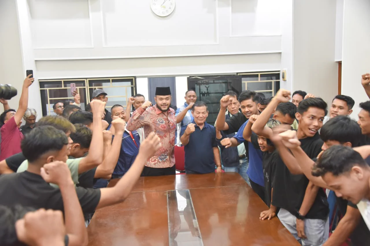 Wali Kota Padang Lepas PSP Hadapi Josal FC, Mantapkan Persiapan Menuju Liga IV 2026