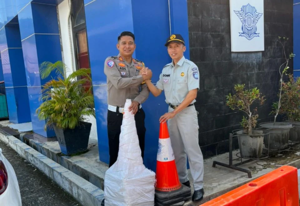 Jasa Raharja Sumbar Dukung Pengamanan Nataru di Pantai Carocok Pariaman
