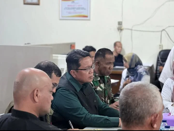 Tanah Datar Bergerak Cepat Bangun Huntara