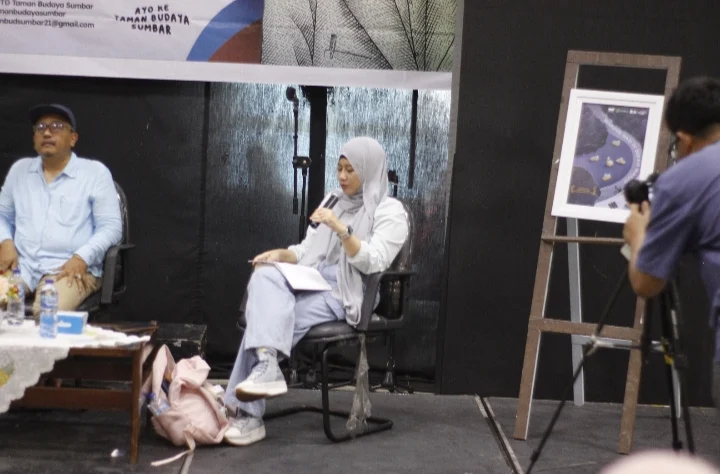 Elly Delfia: Cerpen Pemenang Festival Marah Roesli Hadirkan Denting Sunyi Budaya Lokal