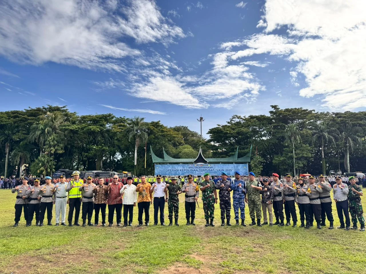 Jasa Raharja Sumbar Hadir dalam Apel Gelar Pasukan Operasi Lilin 2025, Dukung Pelayanan Natal 2025 dan Tahun Baru 2026