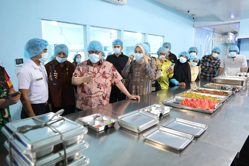 Tak Hanya Gizi Anak, Ketua DPRD Sumbar Minta MBG SPPG SBLF Jati Perkuat Ekonomi Lokal