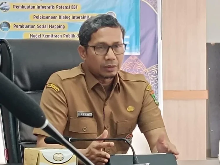 Kepala Dinas Energi dan Sumber Daya Mineral (ESDM) Sumbar, Helmi Heriyanto