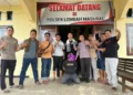 Tersangka Curas saat diamankan Polsek Linggo Sari Baganti di Polsek Lembah Masurai