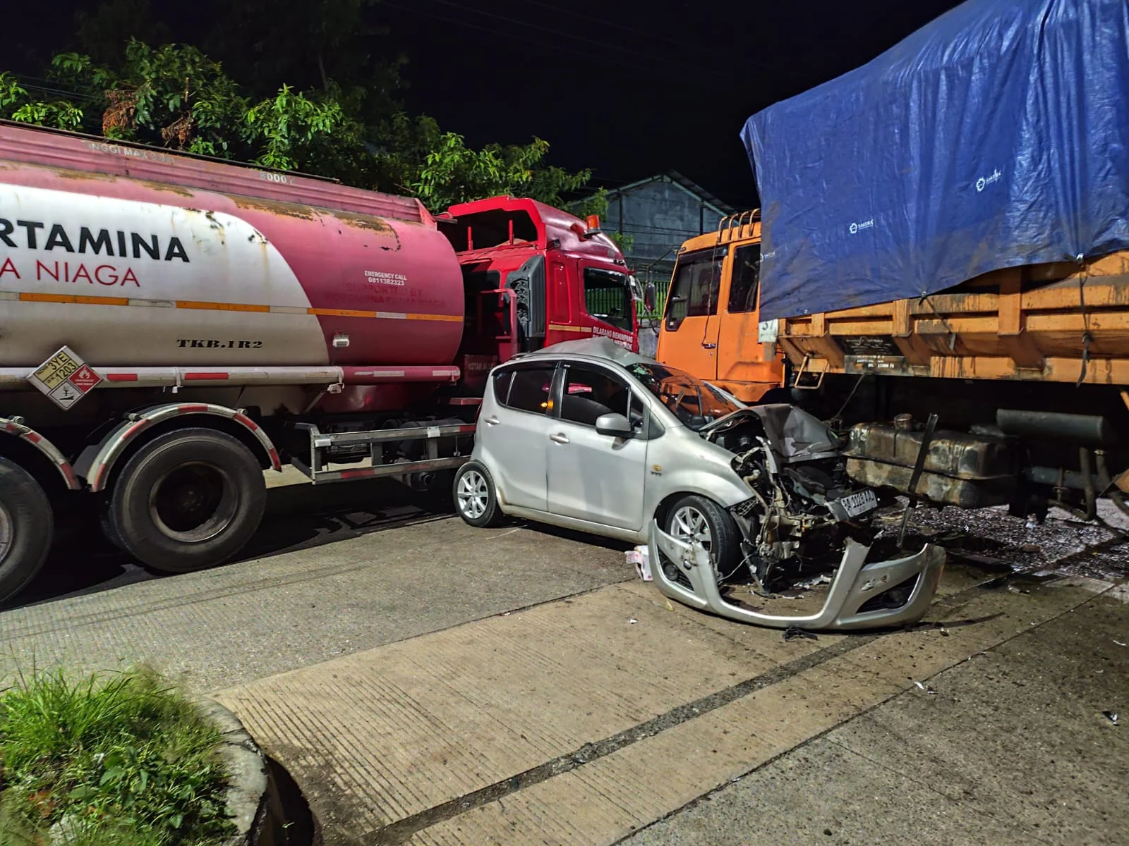 Kecelakaan Beruntun Libatkan Tangki BBM di Lubeg Padang, Empat Orang Jadi Korban