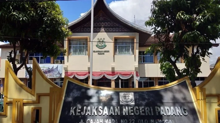 Kantor Kejari Padang
